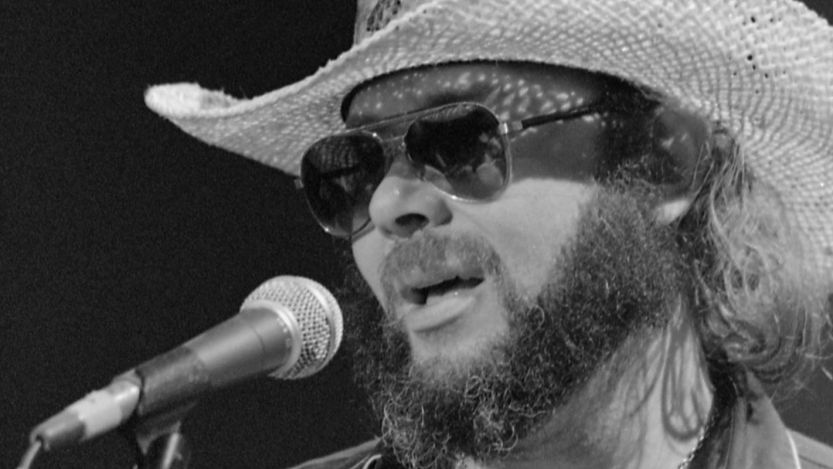 On the Charts This Day in 1981, Hank Williams Jr. Landed His Third No. 1 Single With This Tribute to the “Beauty Queens of El Paso”