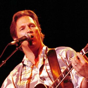 On This Day in 2011, This Hollywood Leading Man Announced His Debut Country Album Two Years After His Oscar-Winning Turn as a Country Singer Onscreen