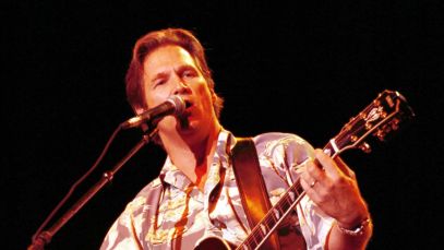 On This Day in 2011, This Hollywood Leading Man Announced His Debut Country Album Two Years After His Oscar-Winning Turn as a Country Singer Onscreen