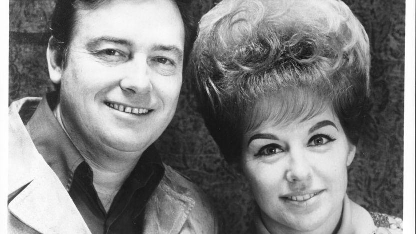 Born on This Day in 1929, One Half of This Award-Winning Husband-And-Wife Country Music Duo