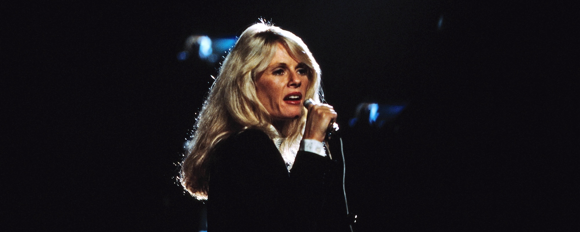 “Bette Davis Eyes” Singer Kim Carnes Wrote This Song for Kenny Rogers That Ended Up a No. 1 Hit for Reba McEntire and Vince Gill