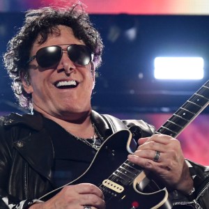 Neal Schon Wants Out of Journey Chaos: "I Just Want Peace"