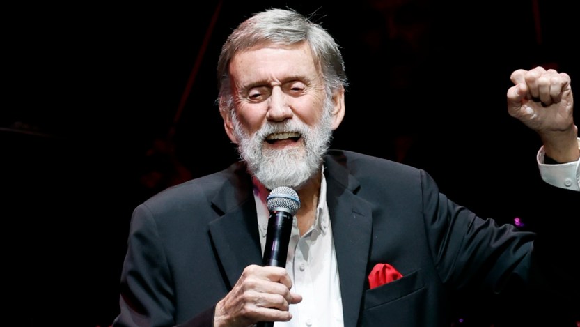 Ray Stevens Hospitalized After Fall Leaves Him With Broken Neck