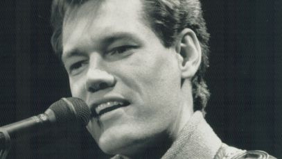 On the Charts This Week 36 Years Ago, Randy Travis Was at No. 1 That Would Match a Record Set by Waylon and Willie