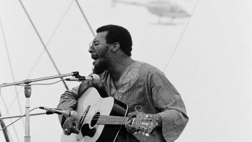 On This Day in 2013, We Said Goodbye to the Folk Singer Rendered Immortal by a Traffic Jam