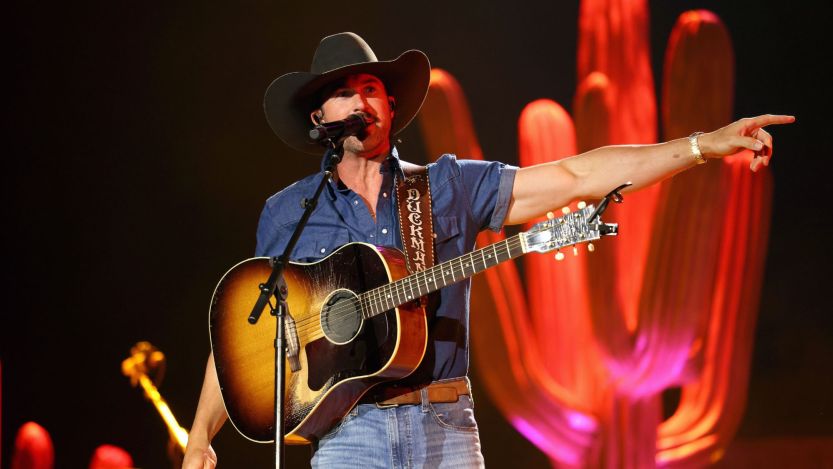 Riley Green’s Stagecoach Set Axed as High Winds Force Crowd Evacuation