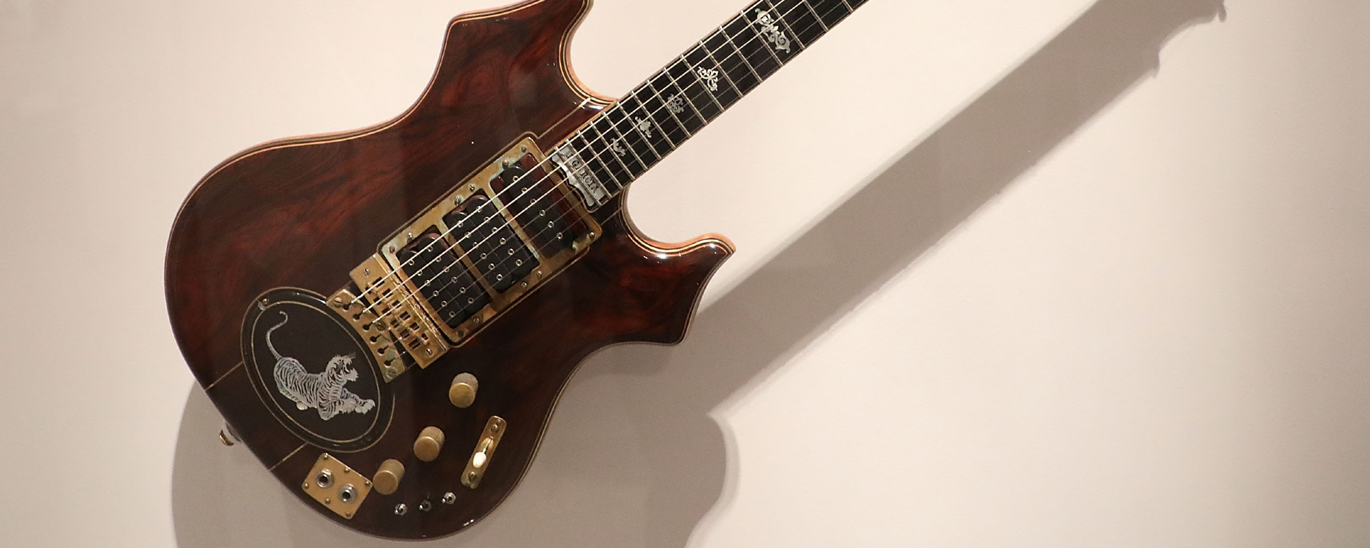 Doug Irwin, Legendary Guitar Maker for Jerry Garcia, Dead at 76