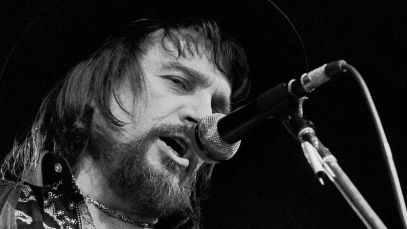 On This Day in 1977, Waylon Jennings Released a No. 1 Song He Hated About a Place He’d Never Visited