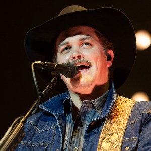 Zach Top Digs Into “Misery and Gin” With Acoustic Take on Merle Haggard’s Classic