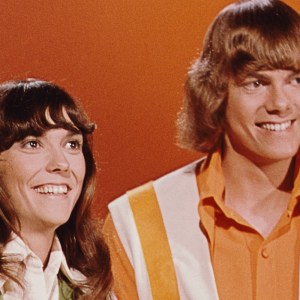 3 Nostalgic Rock Songs From 1971 That We Still Listen to Today