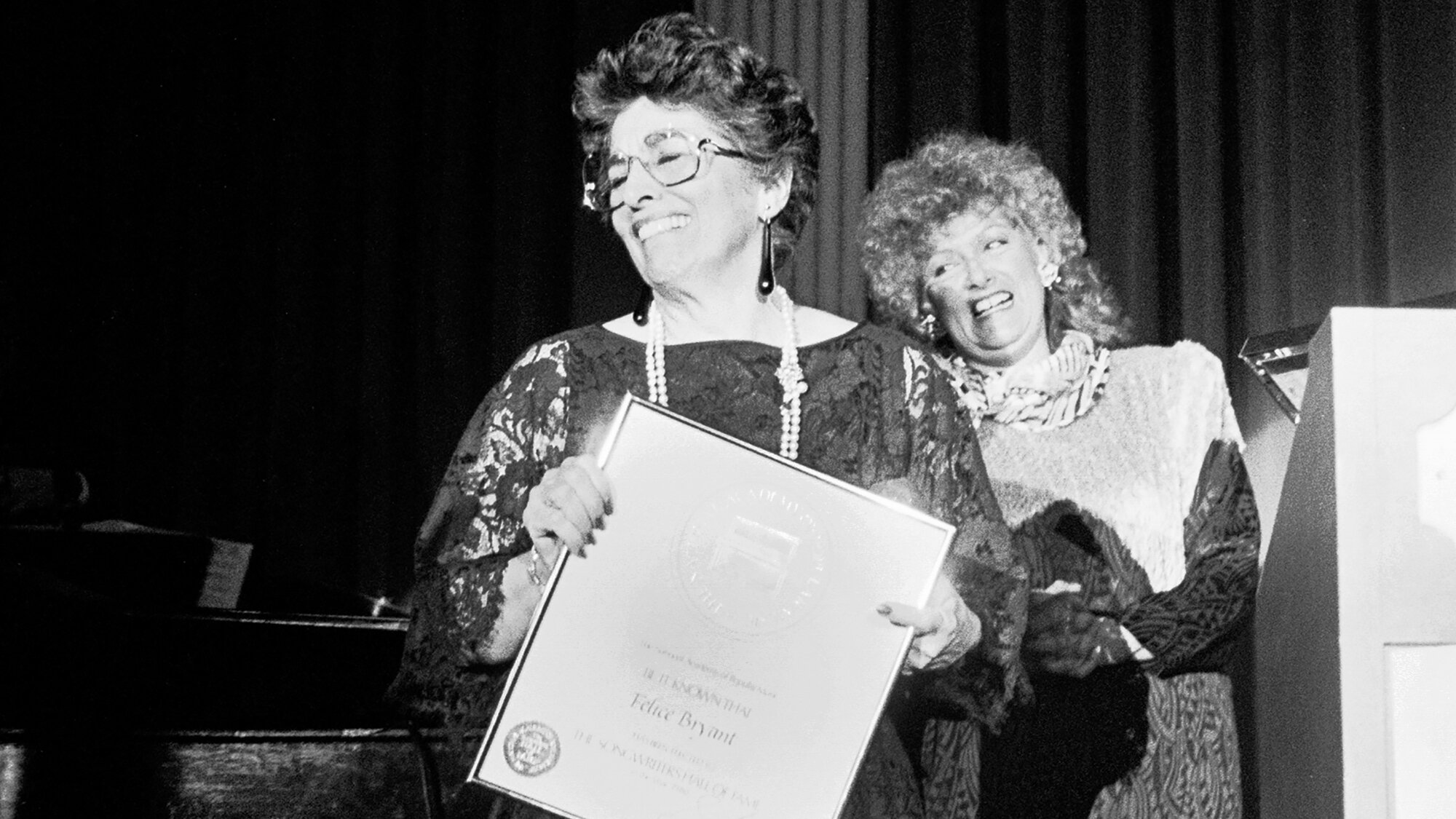 23 Years Ago Today, We Lost One-Half of the Husband-and-Wife Duo Behind Classics by Charley Pride and The Everly Brothers