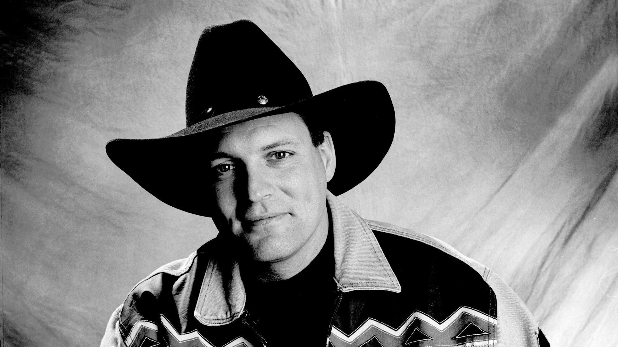 31 Years Ago, John Michael Montgomery Was at No. 1 With a Sweet Country Ballad That Became an R&B Hit Later That Year