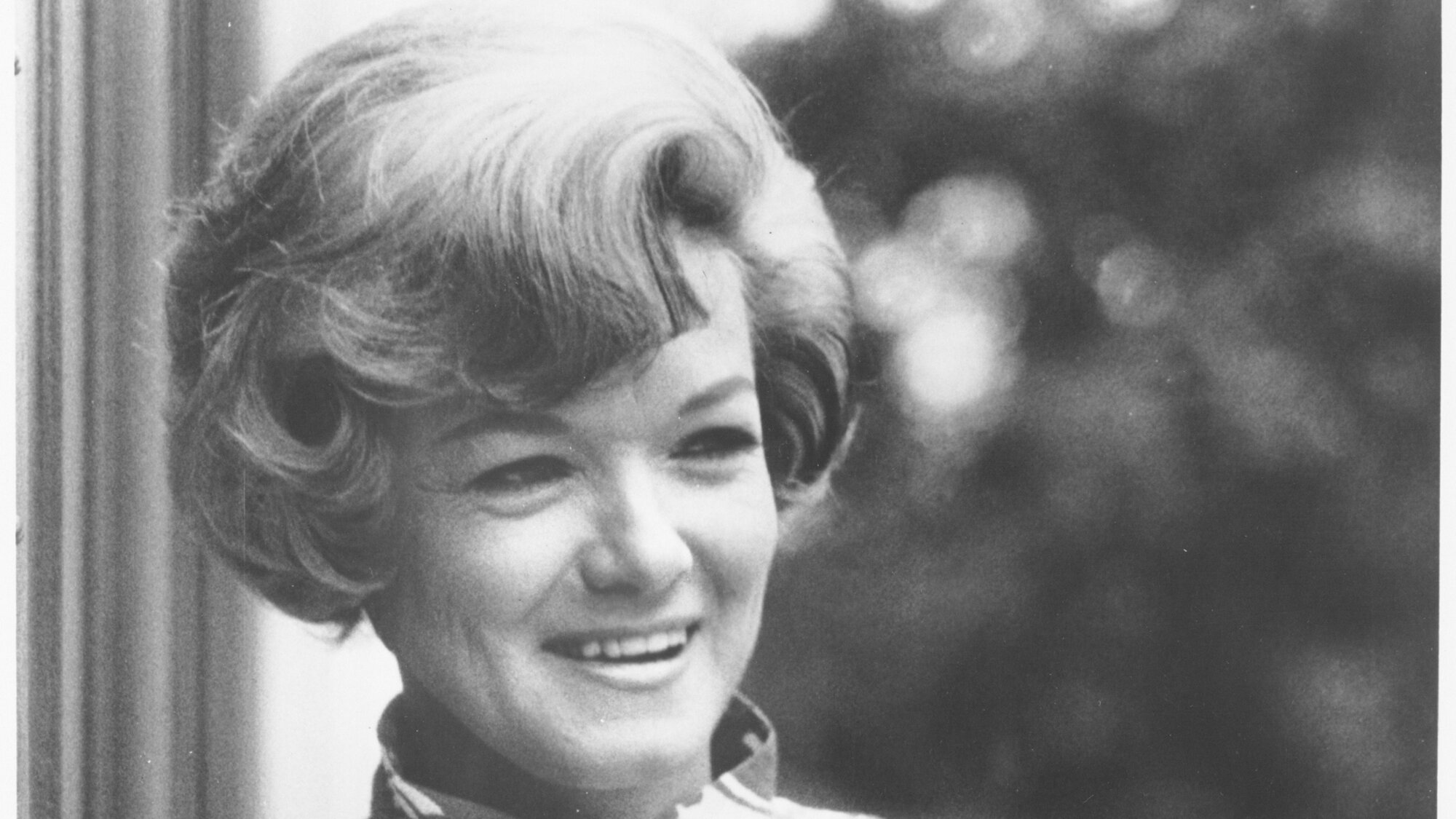 20 Years Ago, We Said Goodbye to the “Queen of the Coast” Who Married Two Bakersfield Country Legends