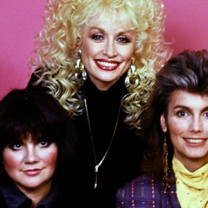 Dolly Parton, Emmylou Harris, and Linda Ronstadt
