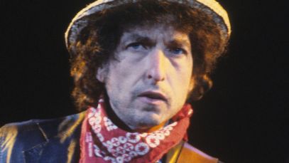 Bob Dylan performing in 1984