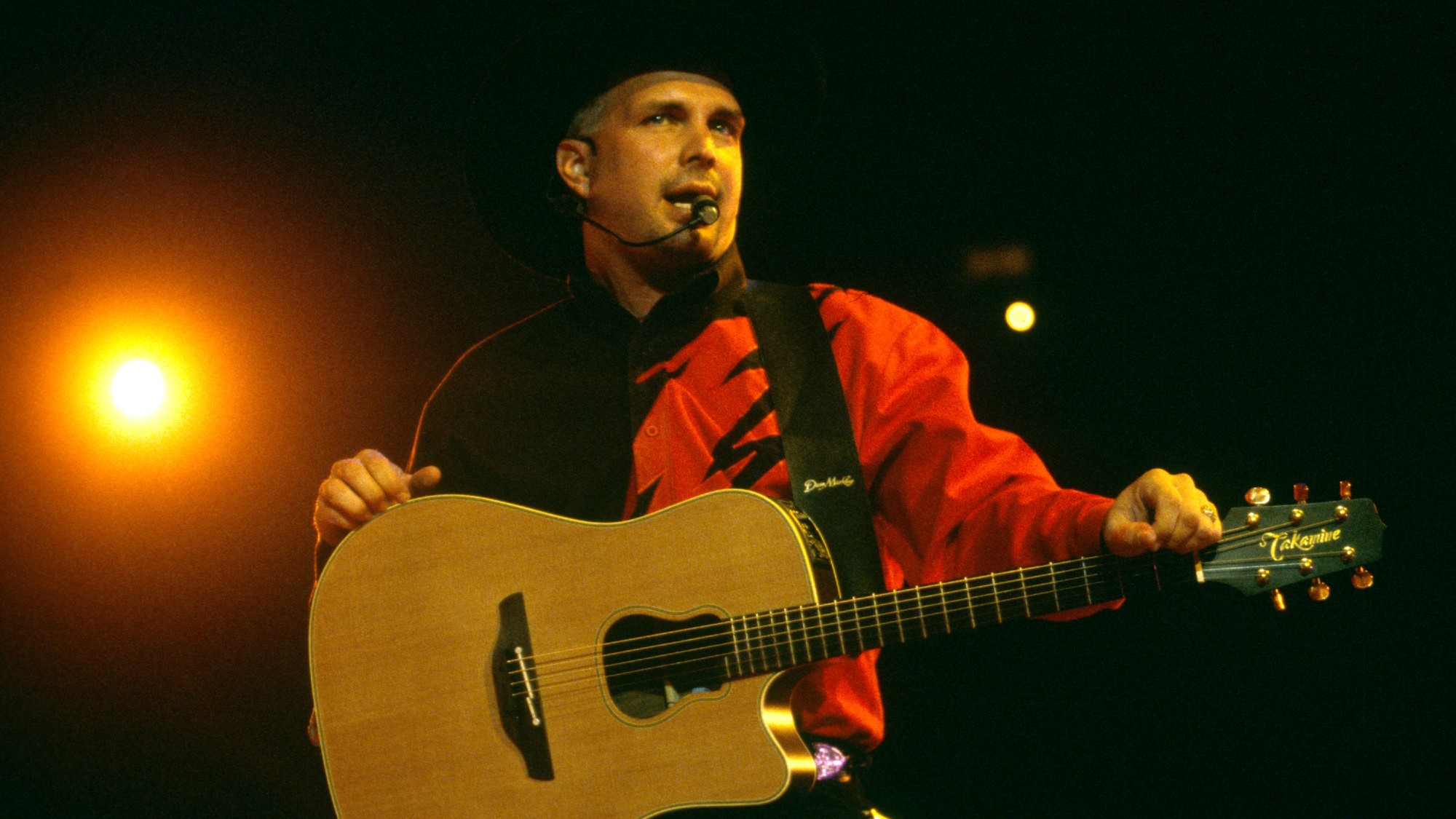 Remember When Garth Brooks Performed Before Almost One Million People in Central Park?