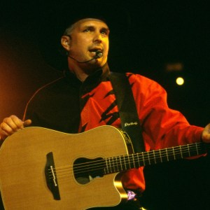 Remember When Garth Brooks Performed Before Almost One Million People in Central Park?