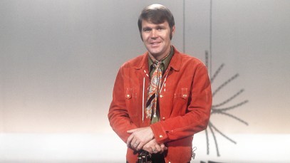 Glen Campbell Played Guitar for Another Artist on a Song That Later Became One of His Biggest Hits