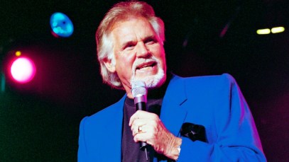 Remember When Kenny Rogers Made History With His Final No. 1 Hit?