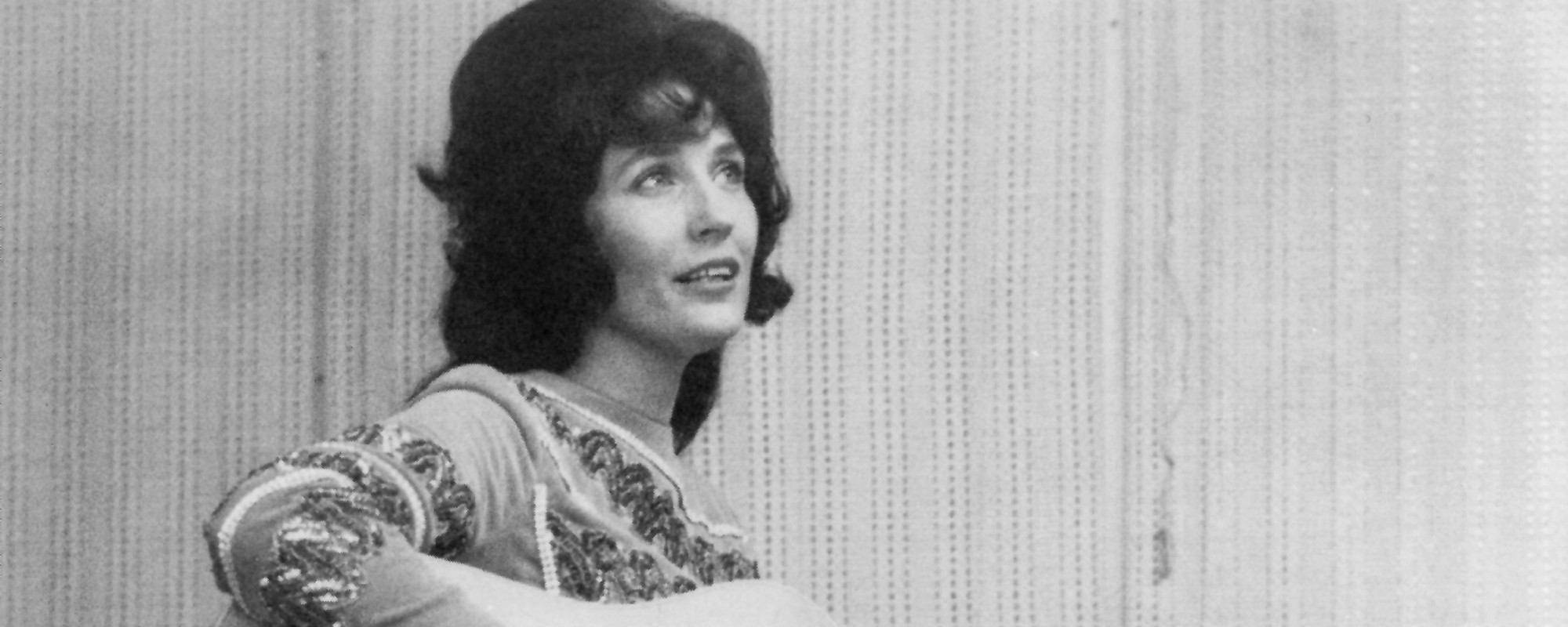 3 Country Songs From 1965 That Will Be Timeless Forever