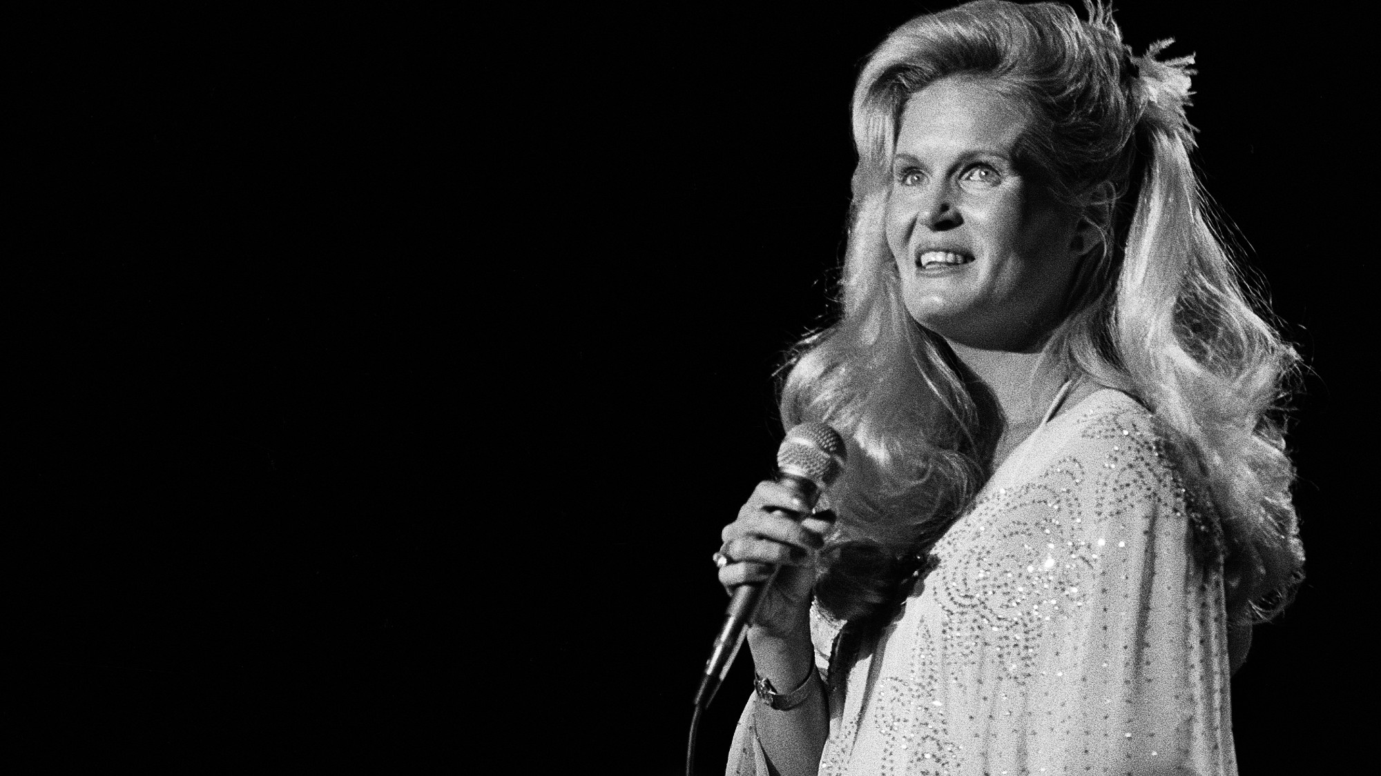 These 3 Lynn Anderson Songs Make Me Fall in Love With Country Music All Over Again