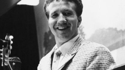 Marty Robbins performing