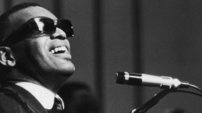 4 Country Songs From 1981 With Truly Memorable Lyrics