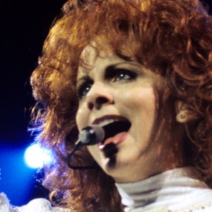 4 of Reba McEntire’s Most Nostalgic Hits, Which Pack a Serious Emotional Punch