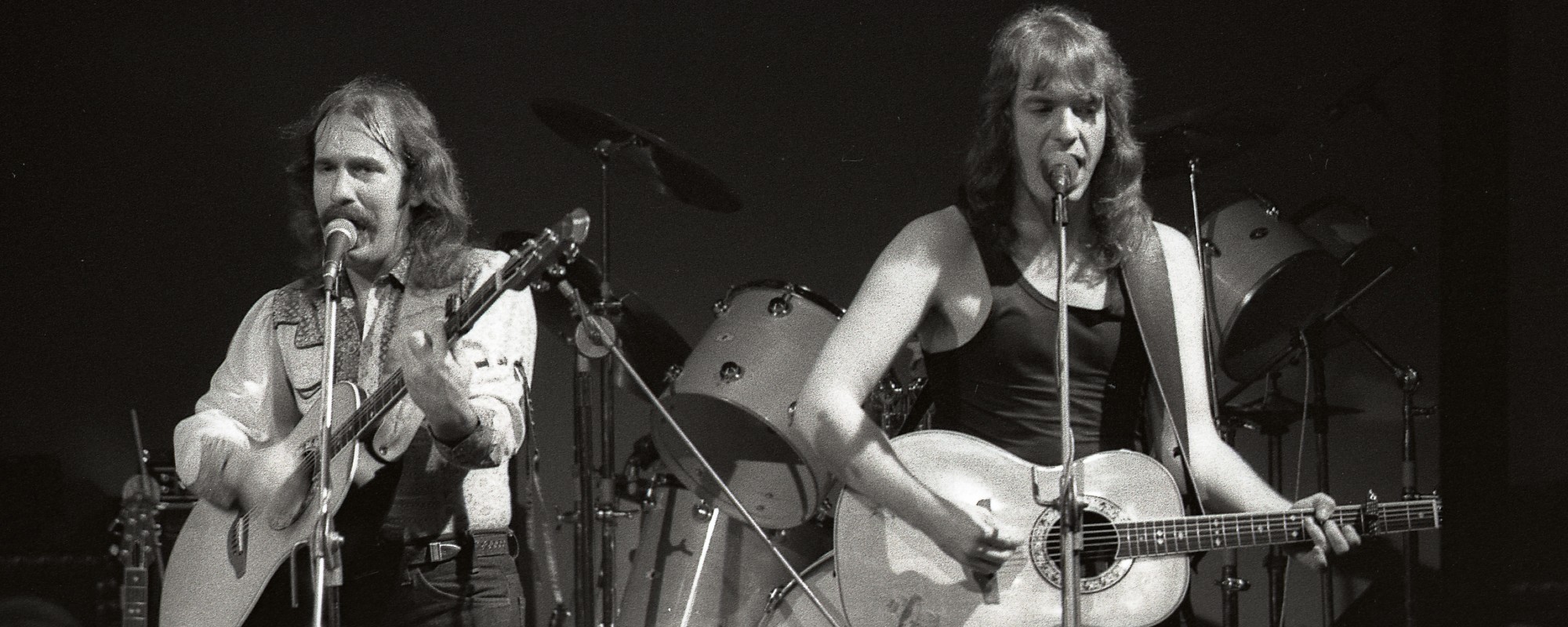 3 Nostalgic Songs From 1976 That Make Me Want To Travel Back in Time