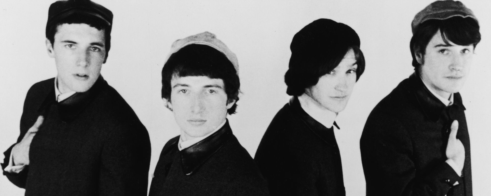 The “Cult” Behind The Kinks’ Massive Hit, “Waterloo Sunset”, and Why It Served the Song So Well