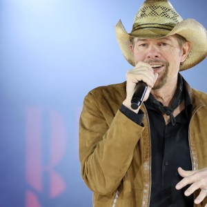 4 Country Artists Who Had Successful Careers Outside of Music First