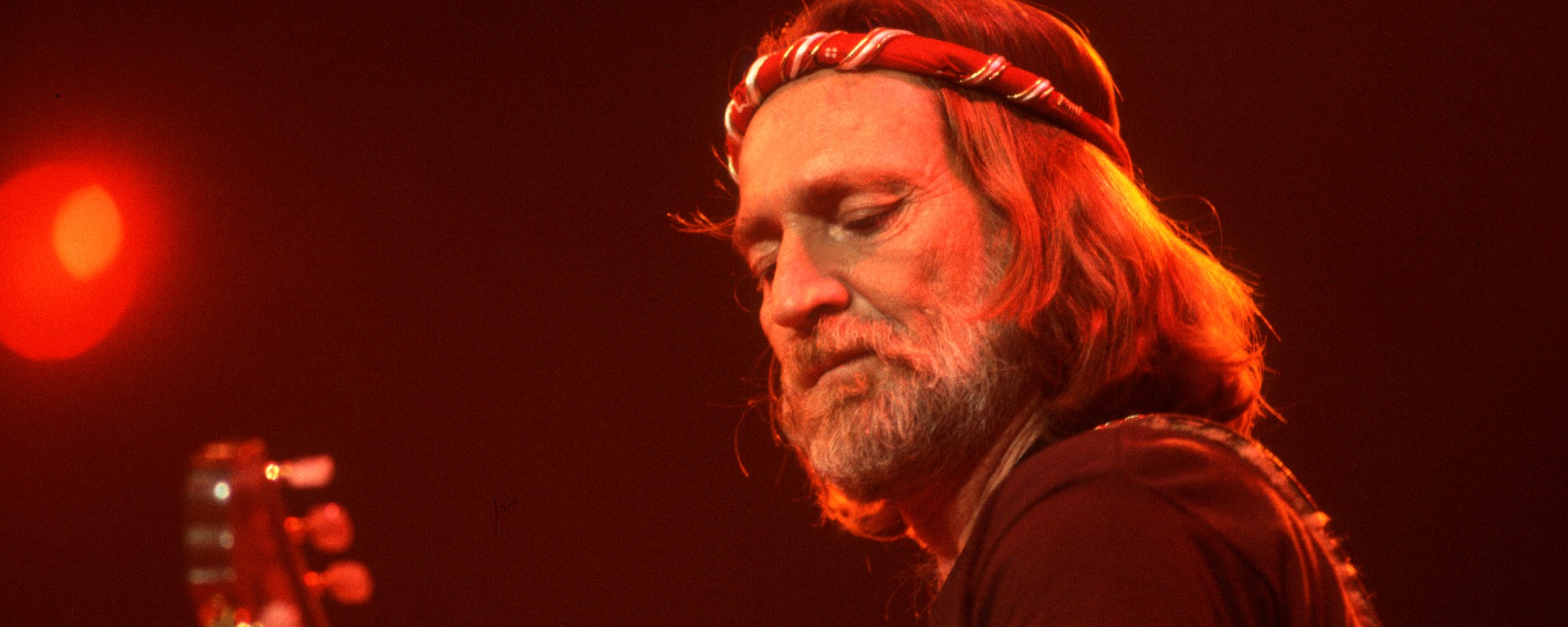 4 Country Songs From 1981 With Truly Memorable Lyrics
