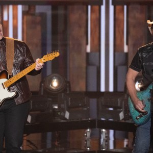Watch Brad Paisley Surprise 'American Idol' Singer Lucas Leon With Grand Ole Opry Invitation