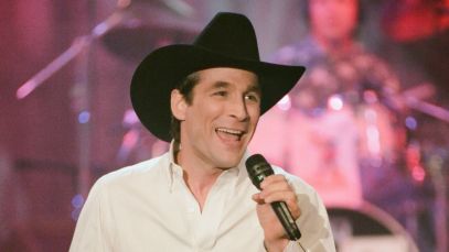 On the Charts 32 Years Ago Today, Clint Black Reigned With This Extended Gambling Metaphor