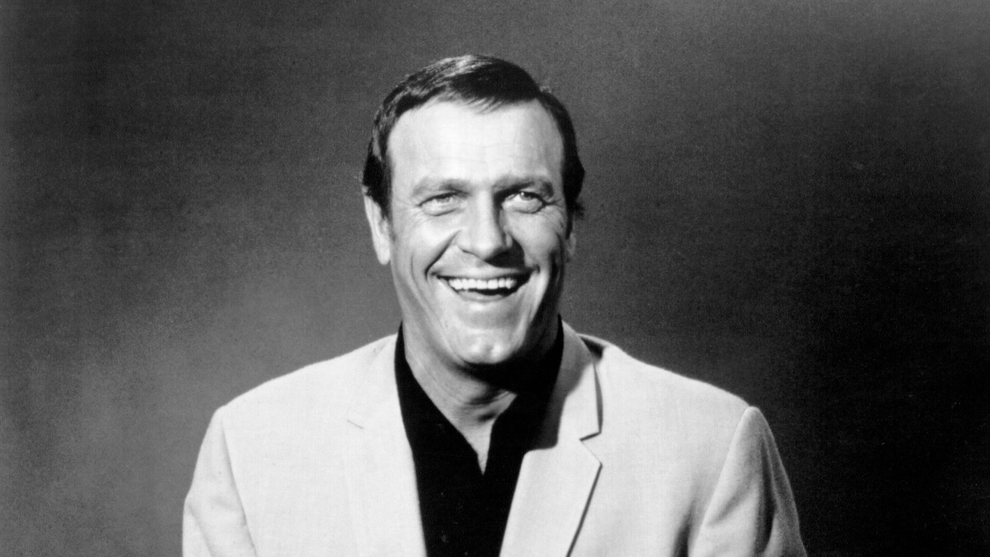 18 Years Ago Today, Country Music Said Goodbye to the “Tennessee Plowboy” Just One Week Shy of His 90th Birthday