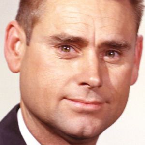 On This Day in 1959, George Jones Released One of the Decade’s Most Popular Country Albums Containing This No. 1 Hit Penned by the Big Bopper