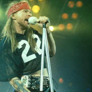 Axl Rose of Guns N' Roses performs on stage at the Freddie Mercury Tribute Concert, Wembley Stadium, London, 20th April 1992. (Photo by Michael Putland/Getty Images)