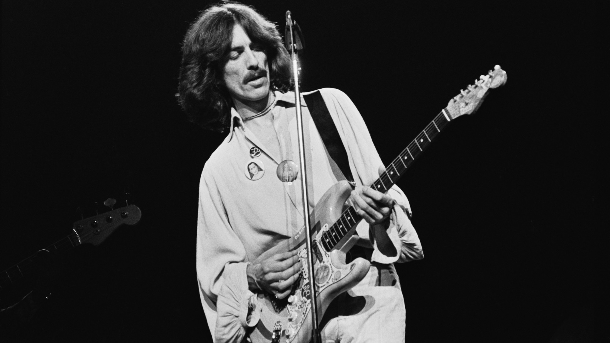 3 of the Greatest Guitarists Who Ever Shredded With a Fender Stratocaster