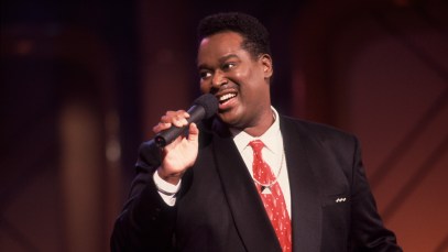 American Soul and R&B singer Luther Vandross performs on an episode of the Oprah Winfrey Show, Chicago, Illinois, June 28, 1991. (Photo by Paul Natkin/Getty Images)