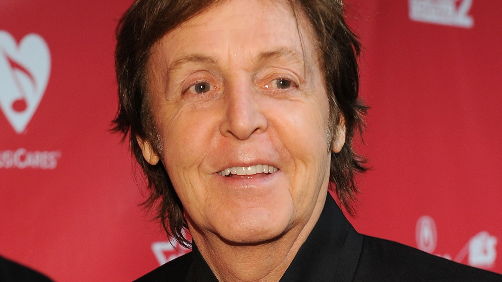 On This Day in 2012, This Former Beatle Was Nearly Involved in a Potentially Fatal Helicopter Crash (And Had No Idea at the Time)