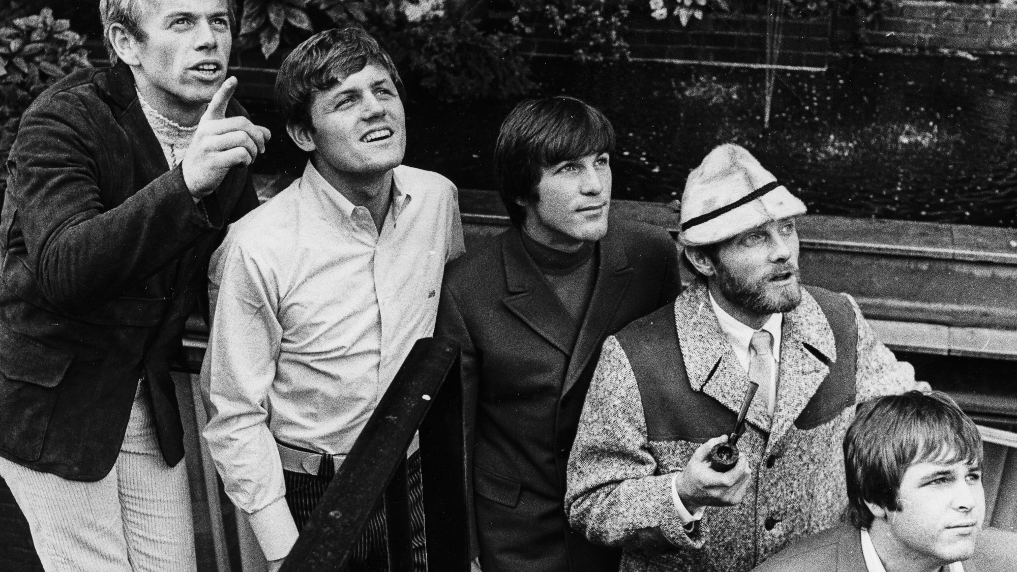 في مثل هذا اليوم من عام 1966، أصدر فريق The Beach Boys الألبوم الذي لا يزال ينافس أشهر التسجيلات في تلك الحقبة.