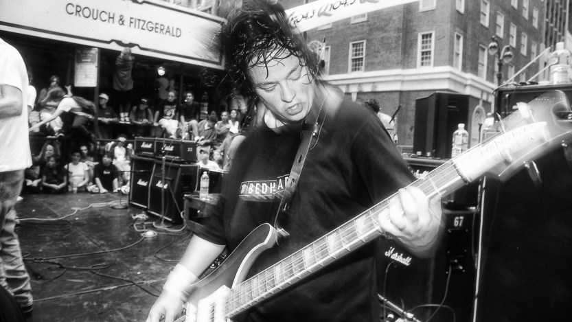 NEW YORK, NY - August 8: ( MANDATORY CREDIT Bill Tompkins/Getty Images ) The Toadies performing as part of the Q104.3 Radio Station music festival. August 8th, 1995 in New York City. (Photo by Bill Tompkins/Getty Images)