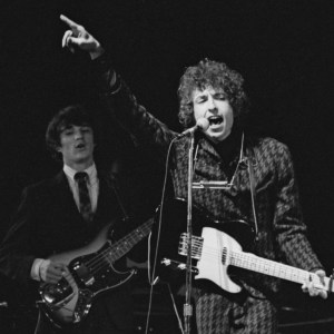 American singer and songwriter Bob Dylan on stage in Paris, 25th June 1966. (Photo by Jacques Haillot/Apis/Sygma/Sygma via Getty Images)