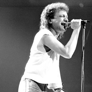 American Rock singer Lou Gramm (born Lou Grammatico), of the group Foreigner, performs onstage at Madison Square Garden, New York, New York, September 12, 1985. (Photo by Gary Gershoff/Getty Images)