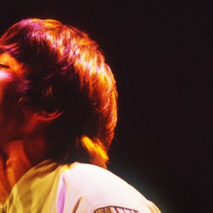 Liam Gallagher of Oasis performing at Botanique, Brussels, Belgium, 28th November 1994. (Photo by Gie Knaeps/Getty Images)
