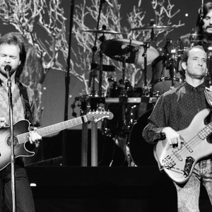 THE TONIGHT SHOW STARRING JOHNNY CARSON -- Pictured: Country music group Restless Heart perform on December 14, 1989 -- (Photo by: Gary Null/NBC via Getty Images)