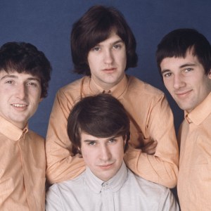 British pop group The Kinks, circa May 1964. Clockwise, from left: drummer Mick Avory, guitarist Dave Davies, bassist Pete Quaife (1934 - 2010) and singer Ray Davies. (Photo by Tom Hustler/Central Press/Hulton Archive/Getty Images)