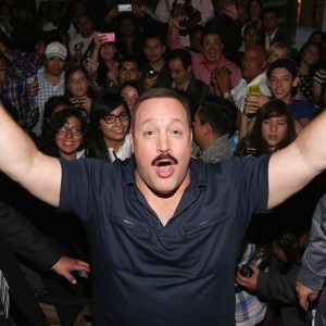 MEXICO CITY, MEXICO - APRIL 08: Actor Kevin James signs autographs and takes selfies with fans during the "Paul Blart: Mall Cop 2" Mexico City advance screening at Cinemex Antara Polanco on April 8, 2015 in Mexico City, Mexico. (Photo by Victor Chavez/WireImage)