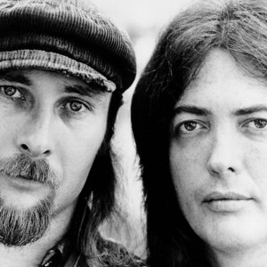 Pop duo Darrell "Dash" Crofts (R) and Jim Seals Of Seals and Crofts pose for a Warner Bros Records publicity still circa 1972. (Photo by Michael Ochs Archives/Getty Images)