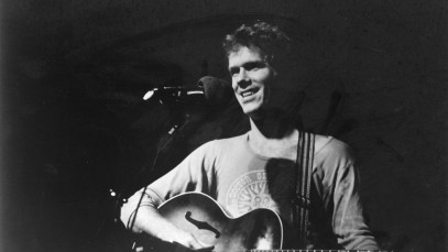 Loudon Wainwright III performing in the 1970s